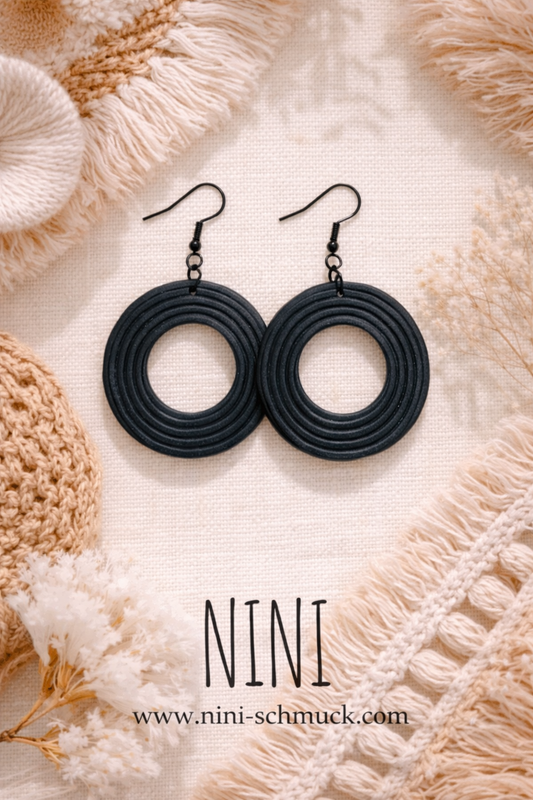 Black Circle