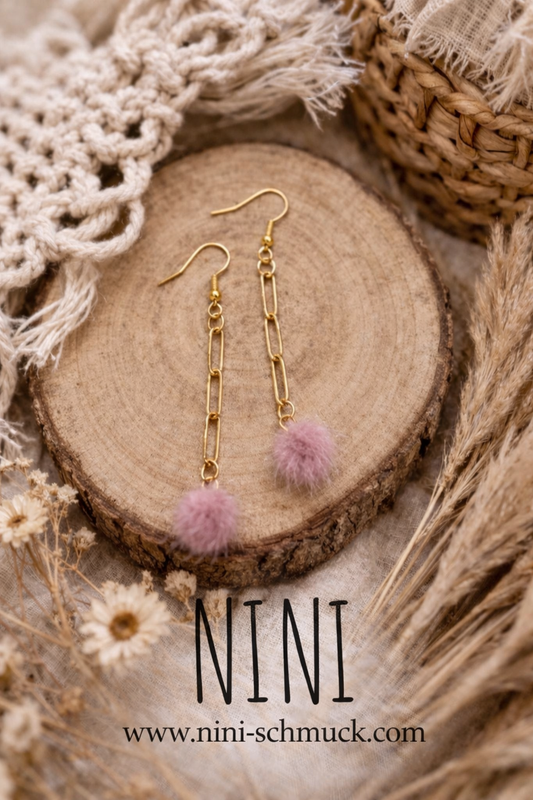 Rosé Pom Pom