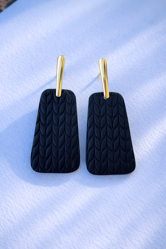 Black knitted