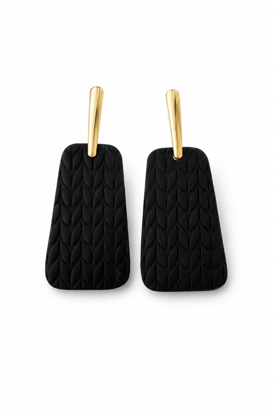 Black knitted